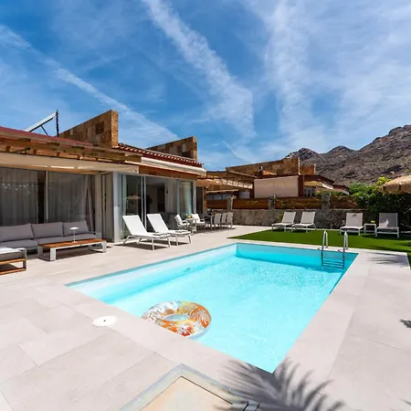 Villa Diana With Private Swimming Pool In Tauro *